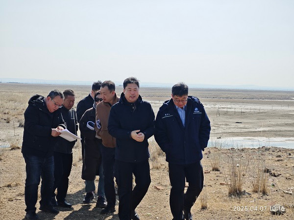 东乌珠穆沁旗旗委副书记、政府旗长常胜一行深入星空平台调研